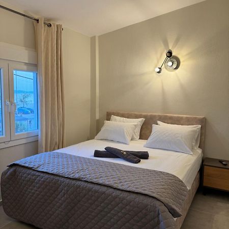 Seaviewapartment Ofrínion エクステリア 写真