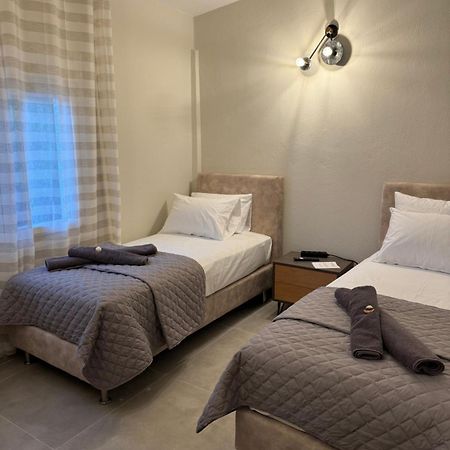 Seaviewapartment Ofrínion エクステリア 写真